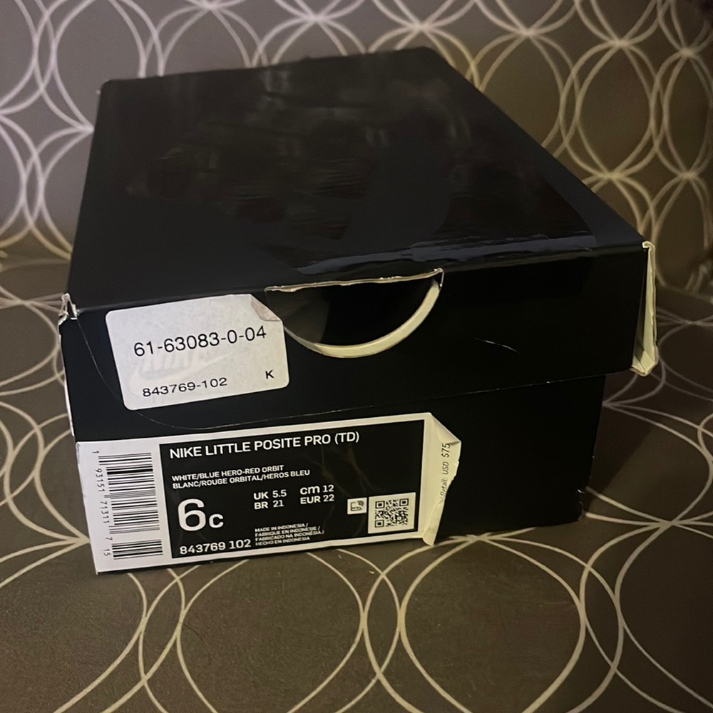 Nike little Posite  Pro size 6c